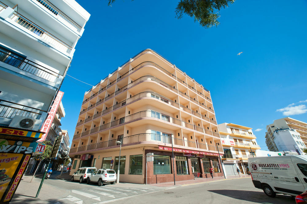 The Red Hotel By Ibiza Feeling - Adults Only San Antonio  Exterior photo