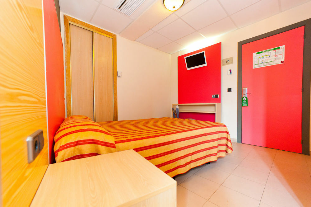 The Red Hotel By Ibiza Feeling - Adults Only San Antonio  Exterior photo